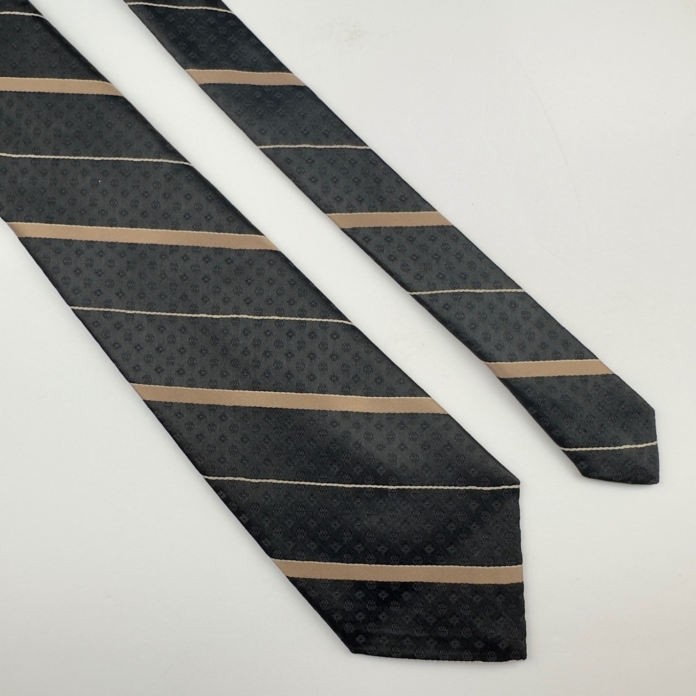 The Mens Store Necktie Black Tan Striped Silk Blend Medallion Pattern USA Made
